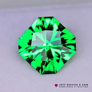 16.83ct LAB Vanadium YAG  – Yttrium Aluminum Garnet - Czochralski - Picture 1 of 2