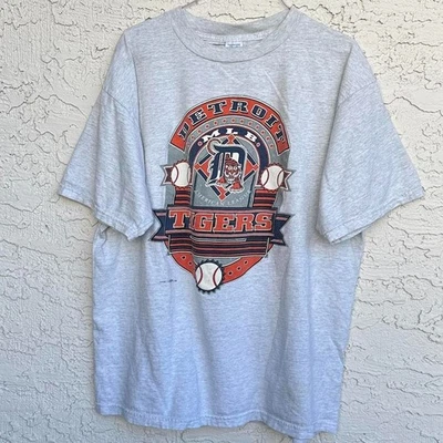 Vintage 1996 Logo 7 Detroit Tigers Reprint Gift Fan shirt  AN63561 - Image 1 of 2