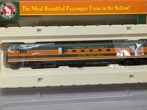 HO scale Walthers # 932-9032 GREAT NORTHERN AC & F Baggage - Mail - Picture 1 of 14
