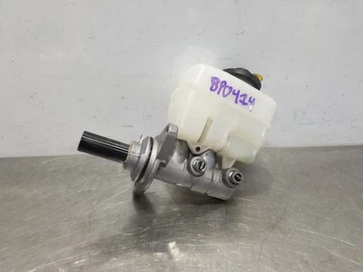 Toyota 4 Runner SR5 17 2017 4,0 L cilindro de freno maestro  Foto 1 de 4