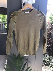 Vintage Australian Army Jumper Size 75-85 Elegant Knitting Co Australia 2009 - Picture 1 of 9