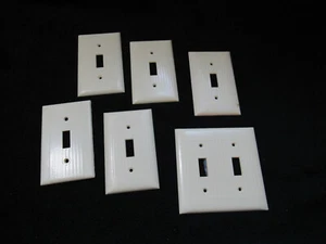 6 vtg SIERRA ELECTRIC ivory Bakelite Art deco Ribbed Toggle Switchplate cover - Picture 1 of 5
