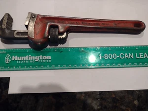 Ridgid pipe wrench 10" - Picture 1 of 2