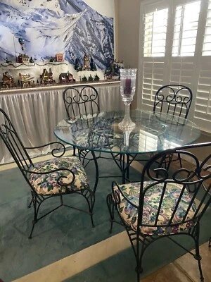 conjunto de mesa para sala de jantar 4 cadeiras.mesa de entrada, tapete personalizado - Imagem 1 de 3