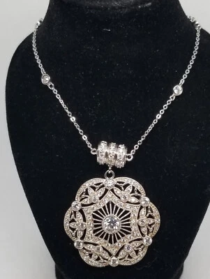 FA6902 Sterling Espo Joseph Esposito CZs Magnetic Pendant. - Image 1 of 4