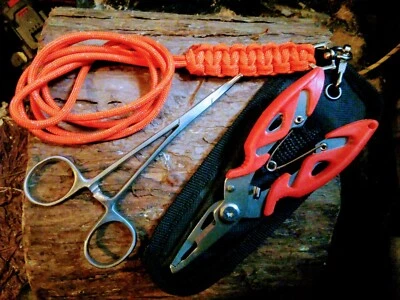 Stainless steel Pliers/Snips with Unhooking Forceps. Pouch with Handmade Lanyard - Image 1 of 3