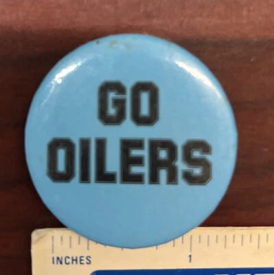 1970s 1970's Vintage NFL HOUSTON OILERS Button Pin 1-1/3" EARL CAMPBELL - Image 1 of 2