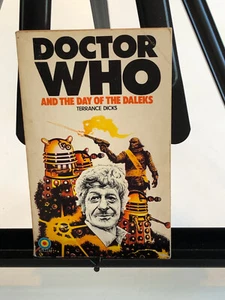 Doctor Who and the Day of the Daleks by Terrance Dicks 1st edition 1974. - Picture 1 of 9
