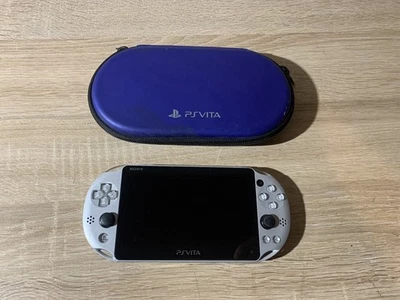 6174 PlayStation VITA PCH-2000 Silver Excellent TESTED - Image 1 of 4