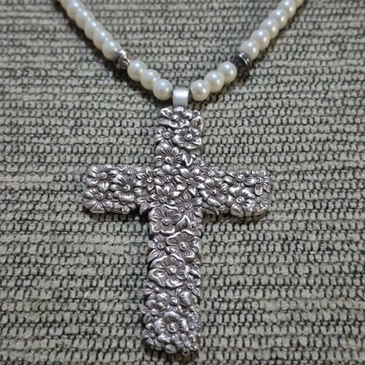 Брайтон Лола крест цветок подвеска серебряный жемчуг бисером двустороннее ожерелье 32» - Изображение 1 из 4