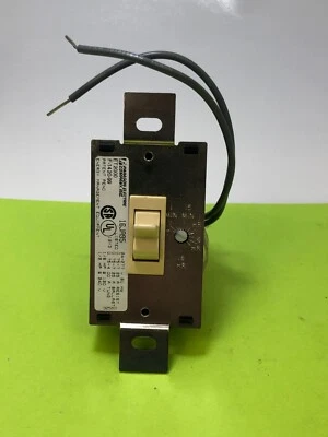 Paragon Electric Switch Command ET2000 Elect. 18hr. Switch/Timer 16JA95 - Image 1 of 4