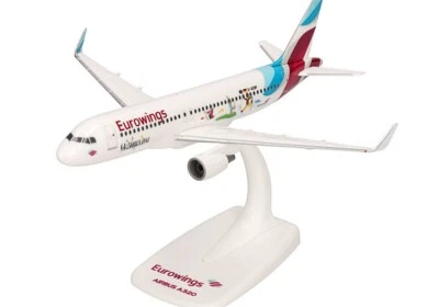 MODELLINO AEREO STATICO HERPA AIRBUS A320-200 EUROWINGS SALZBURGER LAND 1:200 - Immagine 1 di 4