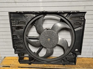Ventilador radiador diésel BMW 5 E60 E61 7726010401 L8436001 6726010105 2008-17 - Imagen 1 de 12