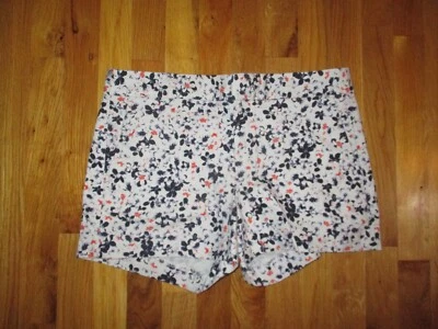 Pantalones Cortos Damas Banana Republic Hampton Fit Azul Coral Floral Talla 8 Foto 1 de 4