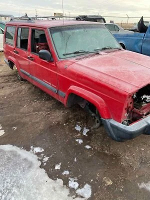 Used Front Axle Assembly Front 4WD fits: 2000 Jeep Cherokee w/o ABS LHD 3.55 rat - Image 1 of 4