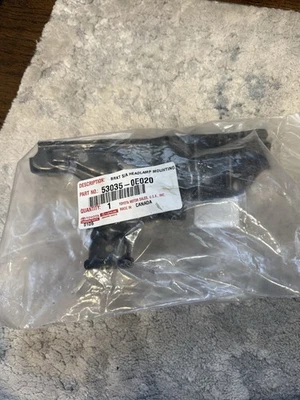 Soporte de faro derecho OEM 53035-0E020 2020-2022 para Lexus RX350 RX350L RX450h Foto 1 de 3