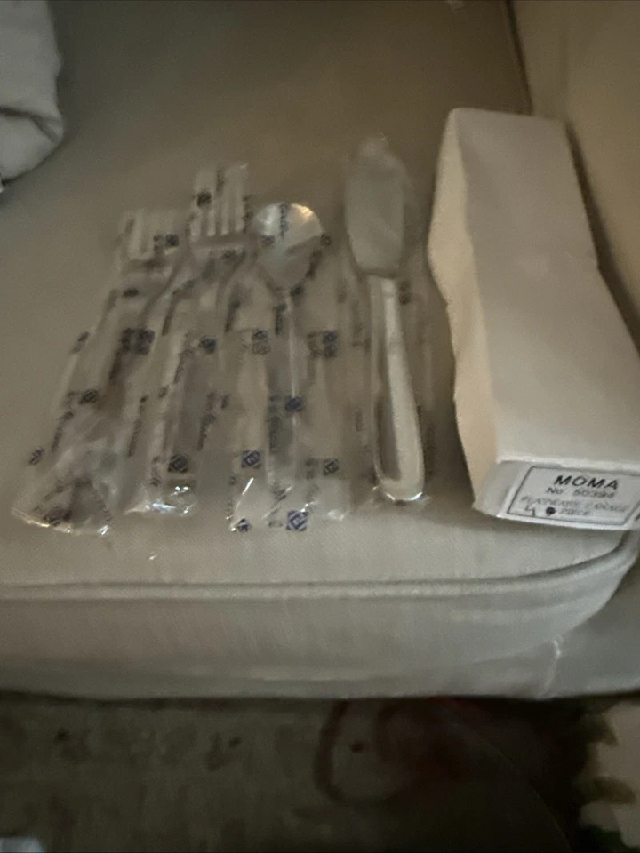 Juego de 4 piezas de tenedor de cena cuchillo de cubiertos Sori Yanagi Foto 1 de 4