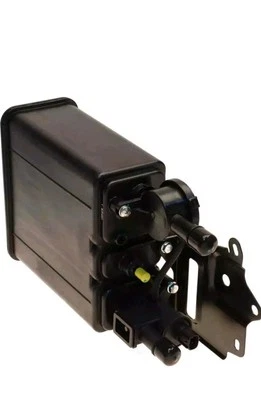 Bote de carbono - Toyota Solara 2004-2006  Foto 1 de 2