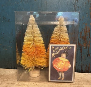 Candy Corn Bottle Brush Tree 6 "Primitive Fall Halloween Decor Boxed Set of 2 - Imagen 1 de 24
