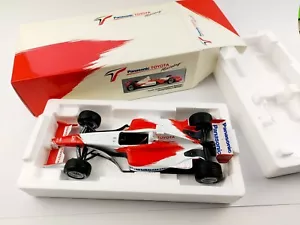 Modellino auto Minichamps Limited Formula 1 1 1:18 Panasonic Toyota TF102 Showcar 2002 - Foto 1 di 7