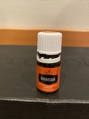 Óleo essencial Young Living -Ravintsara- (5ml) * App 55% completo* - Imagem 1 de 3