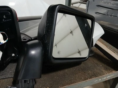 司机左吉普牧马人 2024 侧视镜 2942778 — 第 1/4 张图片