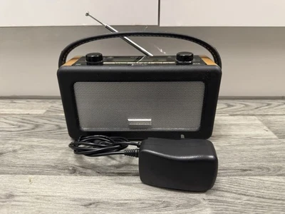Rádio portátil Roberts vintage DAB/FM RDS com carregador de bateria embutido - Imagem 1 de 4