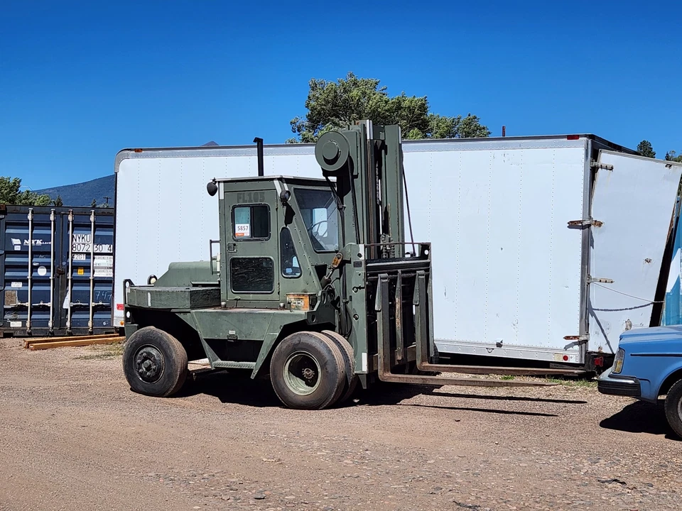 Carretilla elevadora Wiggins W156Y 1991 15000 pd ex fuerza aérea, pocas horas, funcionando y funcionando Foto 1 de 4