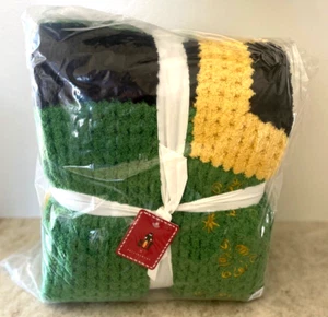 Pottery Barn ELF Sherpa Back throw blanket Christmas Holidays - Picture 1 of 2