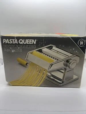 Vintage Pasta Queen Noodle Making Machine #15-4150, Made in Italy, 1986 + Box - Image 1 of 4