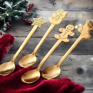 Holiday Spoon Set Of 4 Small Teaspoon Coffee Spoon Gold Tone Christmas Star New - Picture 1 of 3