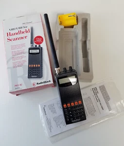 RadioShack PRO-82 (200-Channel) Handheld Police-Fire-EMS Scanner w/ Manual - Zdjęcie 1 z 10