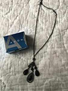 Ladies Avon Necklace - Picture 1 of 3