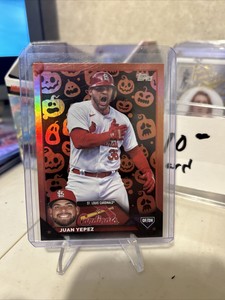 2023 Topps Update Juan Yepez Halloween Ghosts Black & Orange Parallel No. US207
