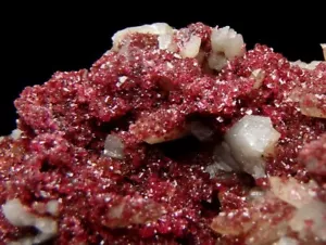 ROSELITE cristalli rosa scuro!!! ++++ MAROCCO - Bou Azzer - Miniera di Aghbar /pg492 - Foto 1 di 15