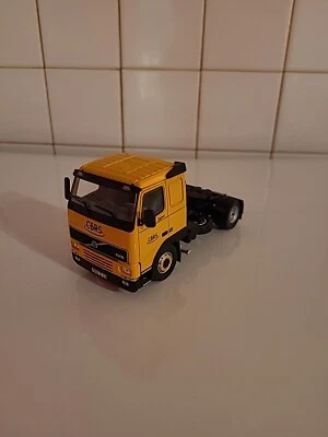 MINIATURE IXO : TRACTEUR SEUL VOLVO FH 12 NEUF 1/43 - Photo 1/2