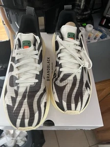 Brandschwarze Kaiju Herren Turnschuhe Größe 10,5M M609BB - Bild 1 von 12