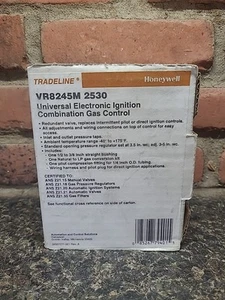HONEYWELL TRADELINE VR8245M2530 ELECTRONIC IGNITION COMBINATION GAS VALVE - Picture 1 of 9