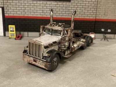 Peterbilt 359 1/64 Diecast Rusty Weathered Semi Tractor Truck Barn Find DCP - Image 1 of 4