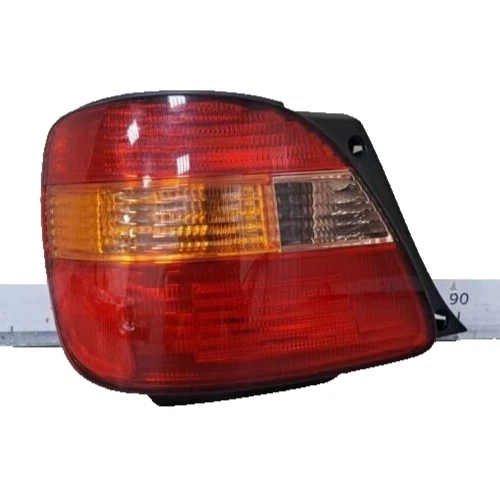 Lente y lámpara combinada trasera genuina OEM Toyota 8156130750 para Lexus 1998-2001 Foto 1 de 1