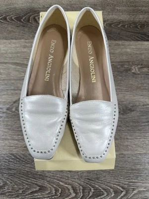 Zapatos Enzo Angiolini Talla 7M Cuero Plano Luz de Nieve Minimalista Silencioso Lujo Foto 1 de 4