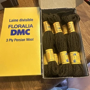 DMC Floralia Laine Divisible 100% Wool 8 Skeins Needlepoint Yarn 7359 Drab Green - Picture 1 of 5