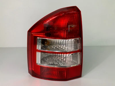 Luz trasera halógena para conductor izquierdo Jeep Compass 2007 2008 2009 2010 lámpara de freno OEM Foto 1 de 4