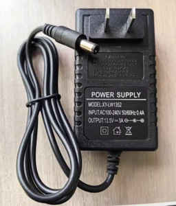XY-LW1352 13.5V 3A 5.5*2.1 Charger Transformer - Afbeelding 1 van 2