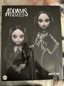 Monster High Skullector Addams Family Doll confezione da due mercoledì e Morticia - Foto 1 di 10