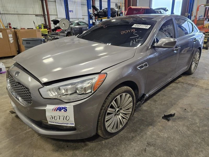 15 - 15 KIA K900 Transmission E768699 Foto 1 de 4