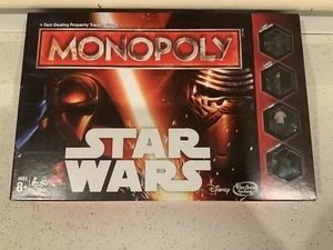DISNEY STAR WARS MONOPOLY PARKER HASBRO 2015 COMPLETE LOVELY CONDITION XMAS FUN - Picture 1 of 6