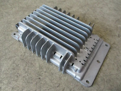 BOSE Verstärker AUDI A3 S3 8P 8P4035223 Endstufe 449017 AMP 5631  - Bild 1 von 4