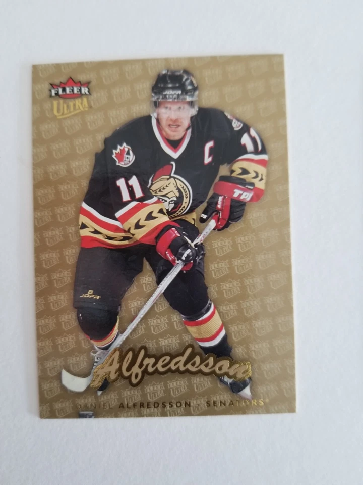 2006-07 (SENATORS) Ultra Gold Medallion #137 Daniel Alfredsson - Image 1 of 1