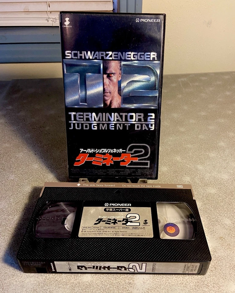 Terminator 2 Silver Foil Cover Japanese VHS in English PLAYS in U.S. VCR NTSC T2 - Image 1 of 4